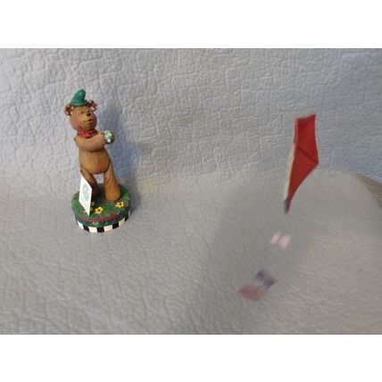 MAX THE BEAR KITE FLYER 1996 JIM SHORE ENESCO RESIN STATUE
