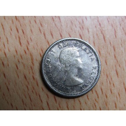 1957 Queen Elizabeth ll 10 Cents Canada Coin