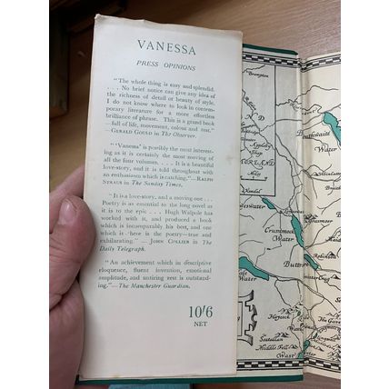 1933 HUGH WALPOLE "VANESSA" FICTION VINTAGE THICK HARDBACK BOOK (P5)