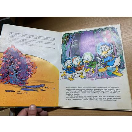 1970 WALT DISNEY'S DONALD DUCK THE POP UP ASTRONAUT VINTAGE HARDBACK BOOK (P4)
