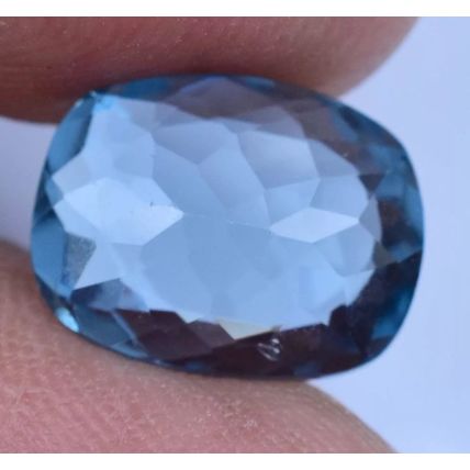 Natural Brazilian Blue Aquamarine 11.20 Ct Oval Cut Loose Gemstone