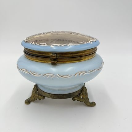 Victorian opaline Capitol Washington painted vanity trinket powder Box Antique