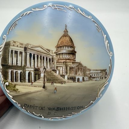 Victorian opaline Capitol Washington painted vanity trinket powder Box Antique