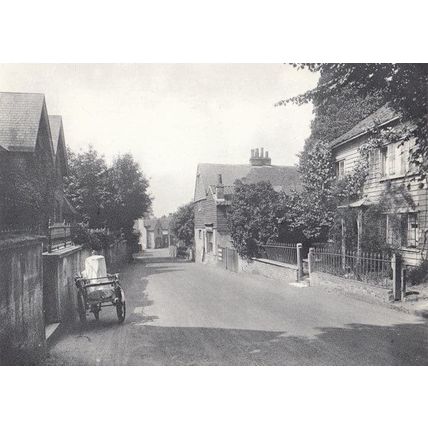 Cheam High Street in 1925 Harrow Inn Pub Postcard
