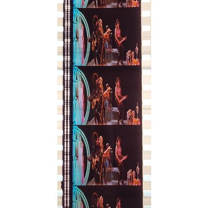 AEROSMITH. Pk MTP - a015o. 1 STRIP OF 5 - 35MM FILM CELLS.