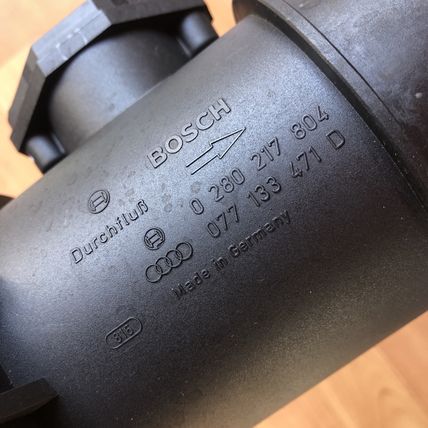 OEM Audi Bosch D2 A8 4 Wire MASS AIR FLOW Sensor MAF 077133471D 3.7L 4.2L
