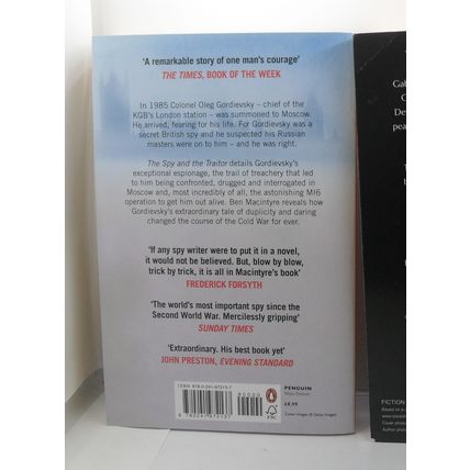 The Spy and the Traitor, by Ben Macintyre PB tpb Good