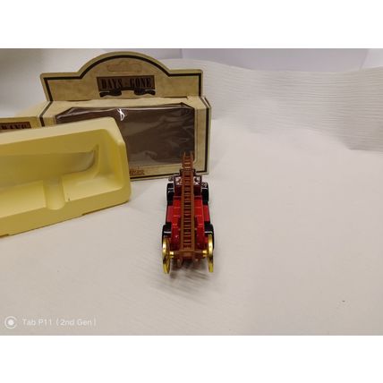 LLEDO DAYS GONE 1934 DENNIS FIRE ENGINE ( PRE-OWNED)