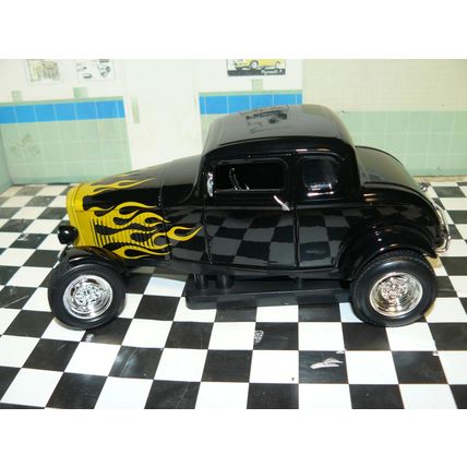 1/18 (IBWB ) 1932 Ford highboy , no box