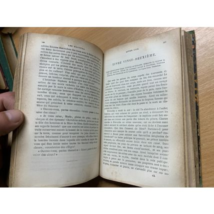 RARE* ANTIQUE CHATEAUBRIAND "LES MARTYRS" RELIGIOUS FRENCH BOOK (P4)