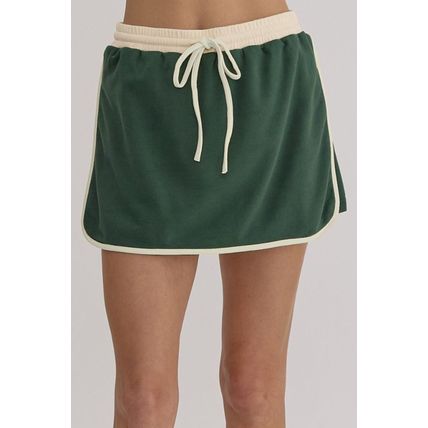 Evergreen Color Contrast Loose Pullover and Lace-up Waist Skort Set
