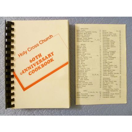 VERY RARE COMMUNITY COOKBOOK HOLY CROSS POLISH CHURCH ELYRIA OHIO 60th anv c1980