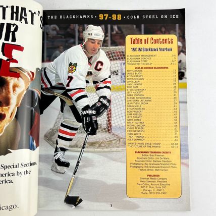 Chicago Blackhawks 1997-1998 Yearbook Magazine