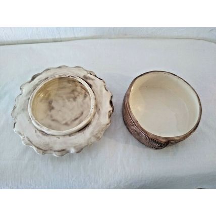 Keepsake Bowl with Lid - Ceramic Powder/Makeup Flowers on Lid - Ann Harkus