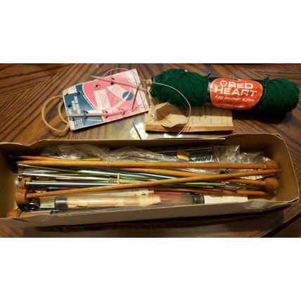 VINTAGE KNITTING AND CROCHETING STRAIGHT NEEDLES & CIRCULAR STEEL KNITTING PIN