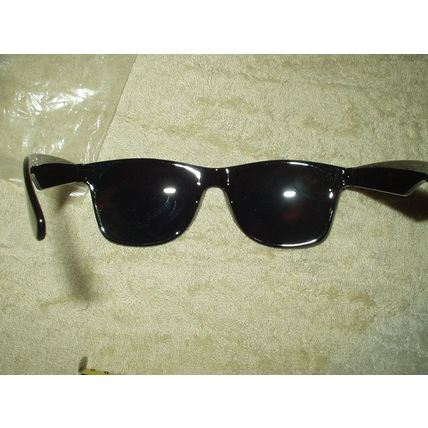 black box premium spirits sunglasses mirrored look