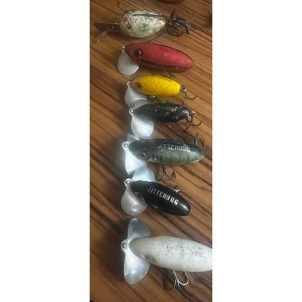 Lot of Vintage Fishing Lures: See below