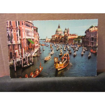 GRAND CANAL AND REGATTA, VENICE, ITALY unused postcard (a) =