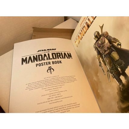 Star Wars The Mandalorian Poster Book 16 Posters-NEW-Shipping w/Tracking