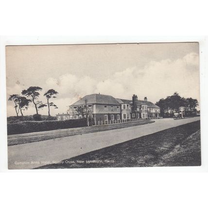 Compton Arms Hotel Stoney Cross near Lyndhurst Postcard Hampshire