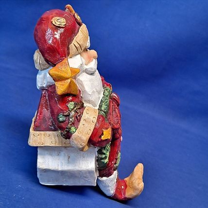 SANTA CLAUS Christmas STOCKING HOLDER Mantel Hanger Wreath Hook Resin