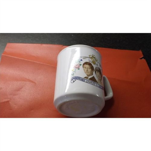 MUG /CHARLES @ DI (22/01)
