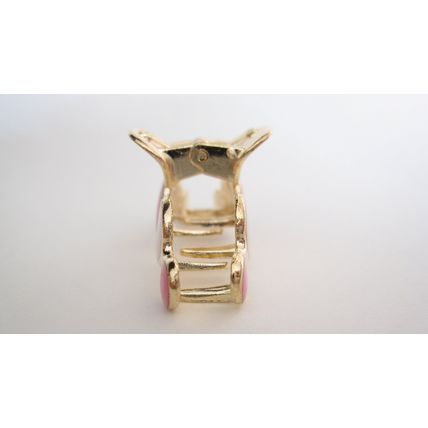 Small gold metal and pink marble hair claw clip