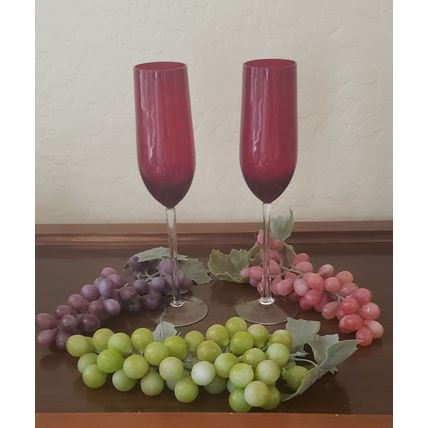VINTAGE RUBY RED CHAMPAGNE LONG STEMMED FLUTE GLASSES SET OF 2 STUNNING