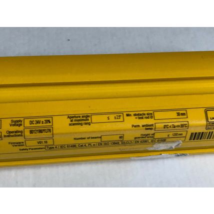 NEW SICK XC40S-1203A0A00AA0 SAFETY LIGHT CURTAIN 24vDC,1 204 118,SU
