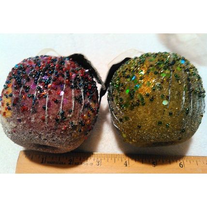 Christmas Ornament: Set of 2 Beaded Apples - Green & Rosy Pink