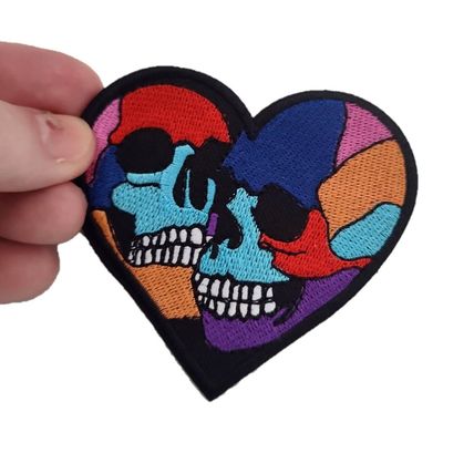 Skull Heart Iron On Patch Sew Badge Embroidered Patches Twin Skulls Bright P648