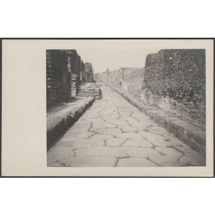 Via della Regina, Pompei, c.1920 - Foto Cartolina