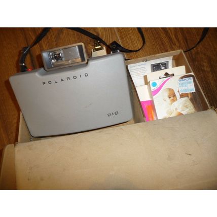 Vintage Polaroid Instant 210 Land Camera Carrypac Leather Case Flash Film Manual