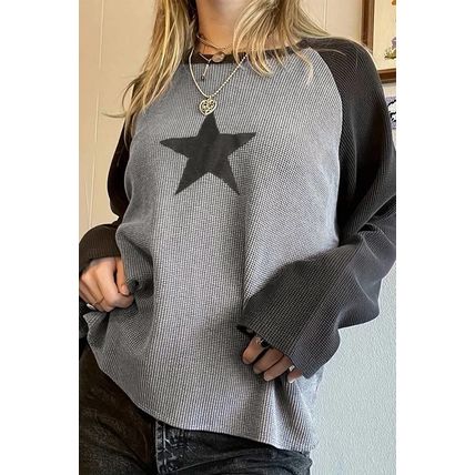 High Waffle Knit Colorblock Star Patch Graphic Raglan Top