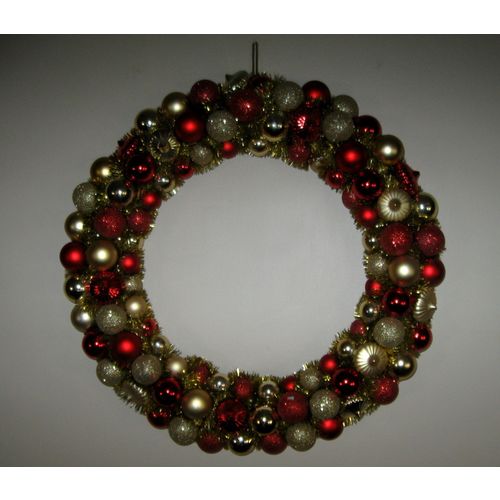 20" Wreath of Red & Gold Bulbs & Fringed Gold Garland