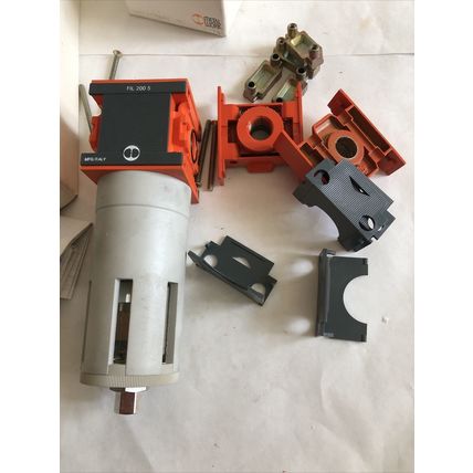 METAL WORK 3480001UA PNEUMATIC FILTER FIL 200 5 & 3/8" PLATE KIT REGULATOR,DG