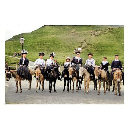 ptc3655 - Yorks - Families enjoy Donkey Rides, Scarborough Seafront - print 6x4