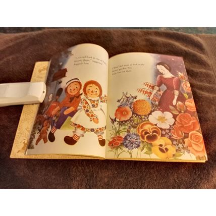 Little Golden Book Raggedy Ann And Fido By Barbara Hazen (C) Third Edition 1970