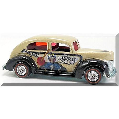 Hot Wheels - Fat Fendered '40: Pop Culture - The Muppets: Gonzo (2014) *Beige*