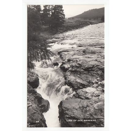 Linn of Dee Braemar Aberdeenshire RP Postcard B39