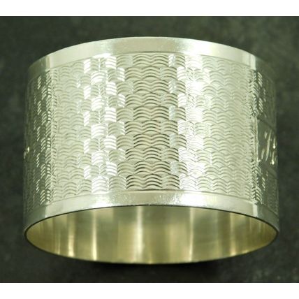 Vintage Solid Sterling Silver Art Deco Engine Turned Napkin Ring 1943 E Houlston