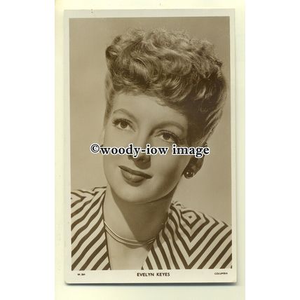 b0567 - Film Actress - Evelyn Keyes - postcard Picturegoer W264
