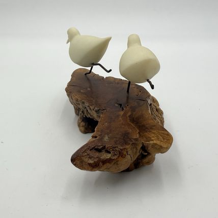 Vtg John Perry Seagull Running on Burl Wood Base Sculpture Signed 1986 Figurine