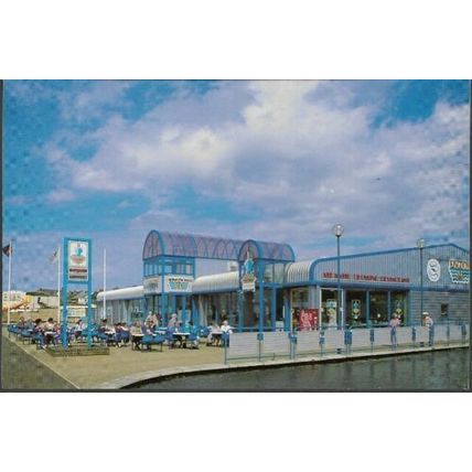 Hunstanton, Norfolk - Kingdom of the Sea (Aquarium) - postcard c.1980s