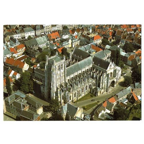 POSTCARD AERIAL VIEW SAINT-OMER CATHEDRAL & SURROUNDS FRANCE POST 1980 275/199