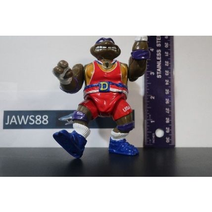 1992 Mirage Studio Teenage Mutant Ninja Turtles USA Games Weightlifter