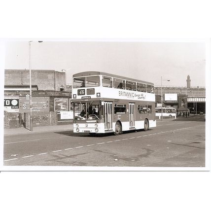Black & White Photograph of Manchester Corporation Transport - HVM 943F