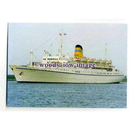 LN0460 - Portuguese Liner - Funchal - postcard