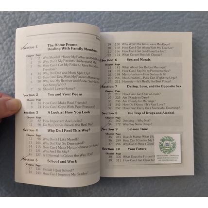 YOUNG PEOPLE ASK HOW CAN I MAKE REAL FRIENDS NEW SEALED WATCH TOWER VHS + BOOK
