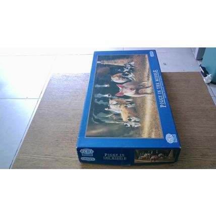 PIGGY IN THE MIDDLE Jigsaw Puzzle (636 Pieces) Gibsons